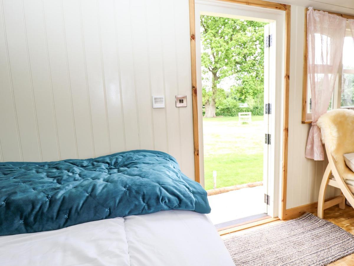 Honeybee Lodge Woodhall Spa Εξωτερικό φωτογραφία