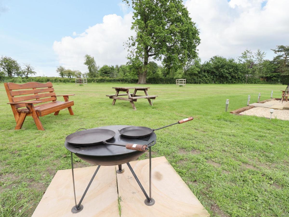 Honeybee Lodge Woodhall Spa Εξωτερικό φωτογραφία