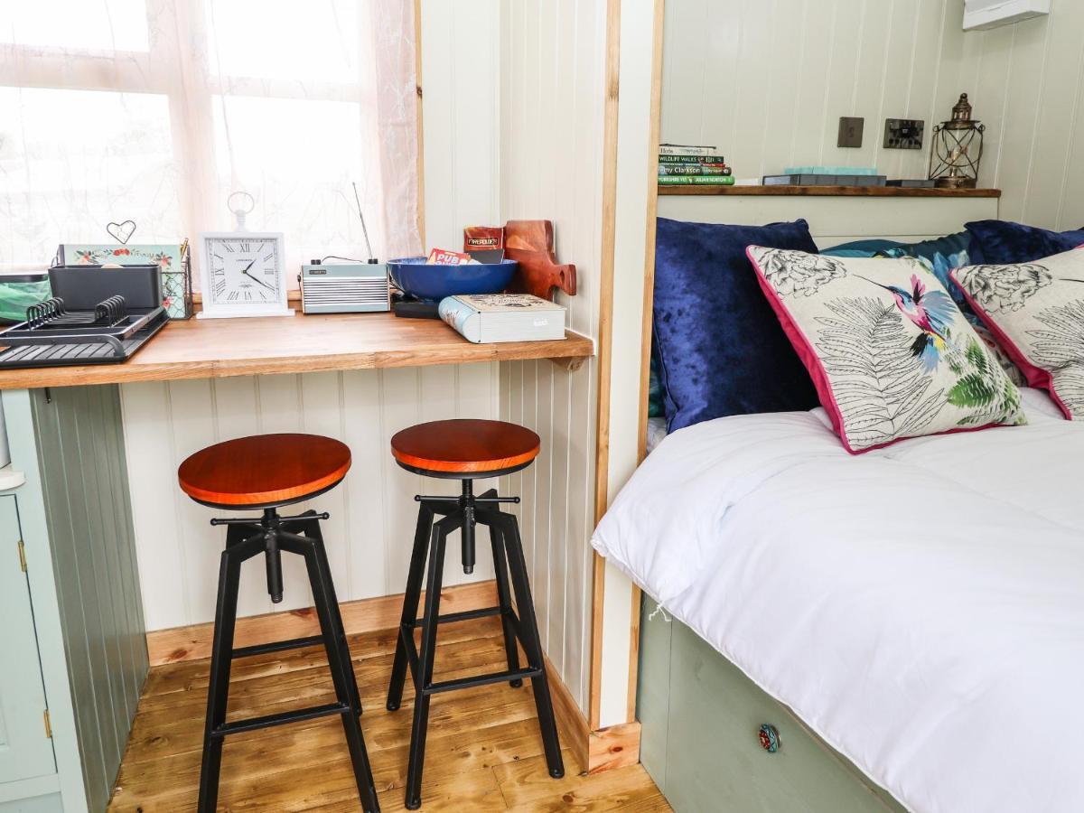 Honeybee Lodge Woodhall Spa Εξωτερικό φωτογραφία