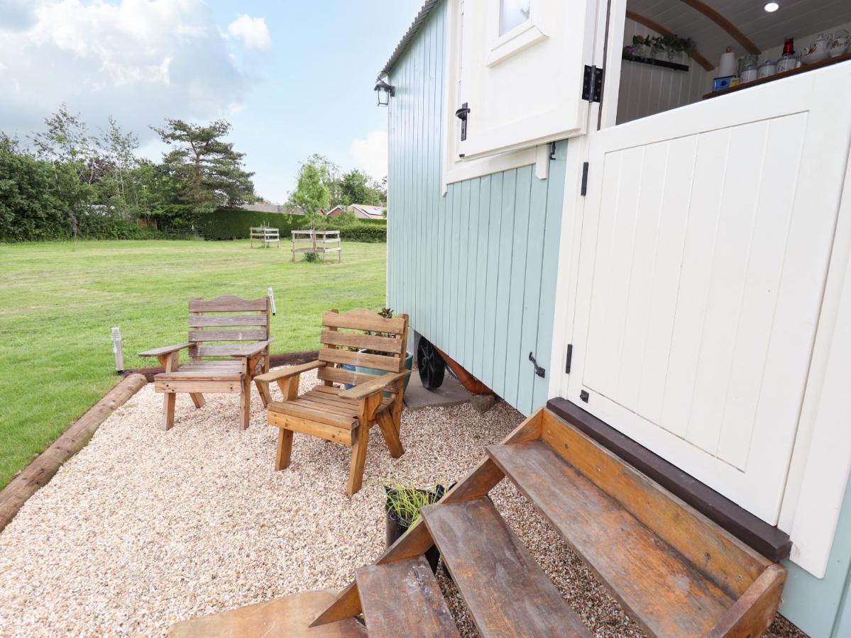 Honeybee Lodge Woodhall Spa Εξωτερικό φωτογραφία