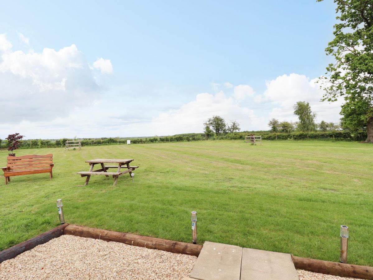 Honeybee Lodge Woodhall Spa Εξωτερικό φωτογραφία